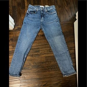 Zara jeans size 6